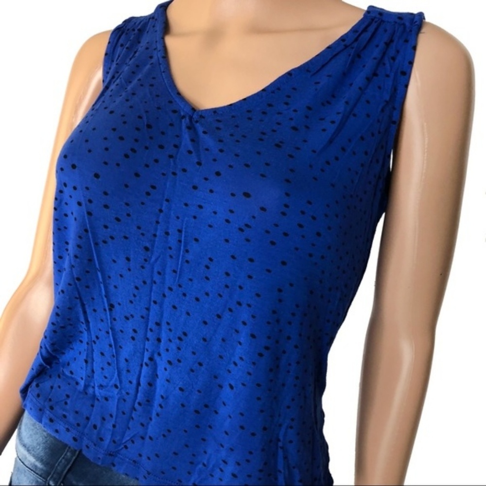 Olivia Moon Hi-Lo V Neck Sleeveless Dotted Top - Picture 1 of 8